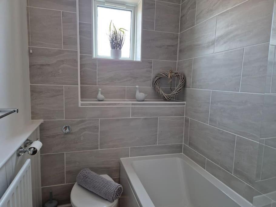 #26C 2 Bed Apartment Portsmouth Buitenkant foto