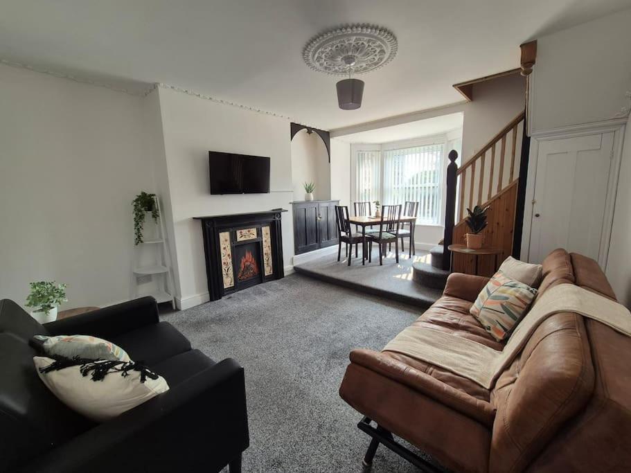 #26C 2 Bed Apartment Portsmouth Buitenkant foto