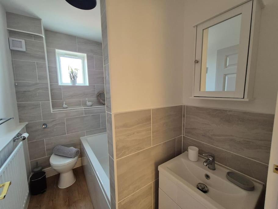 #26C 2 Bed Apartment Portsmouth Buitenkant foto