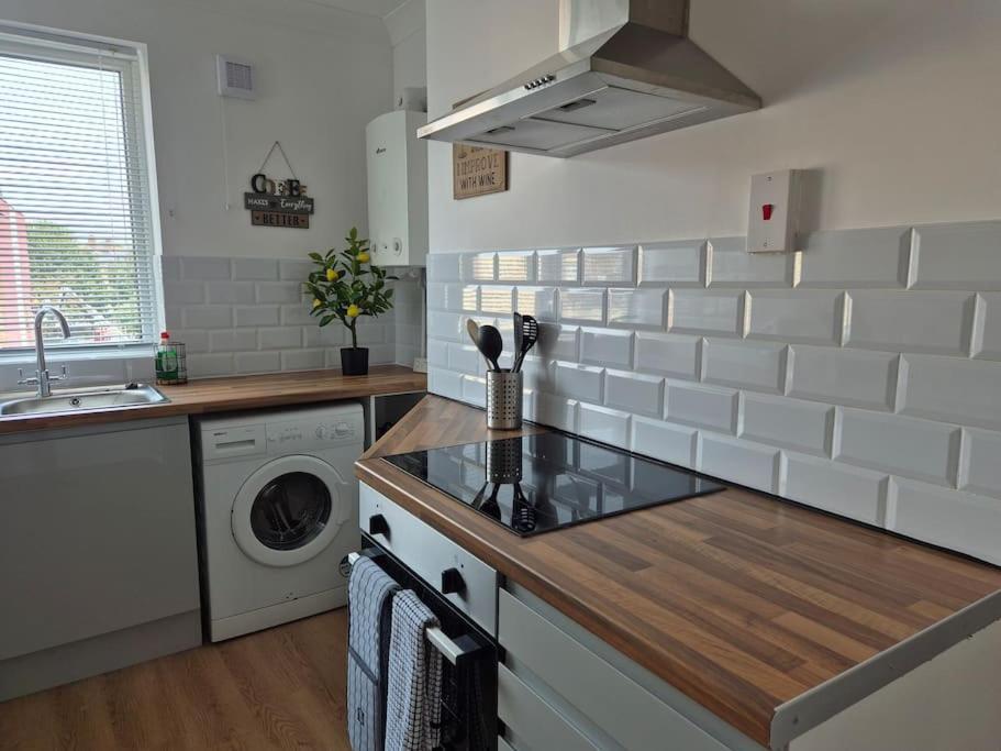 #26C 2 Bed Apartment Portsmouth Buitenkant foto