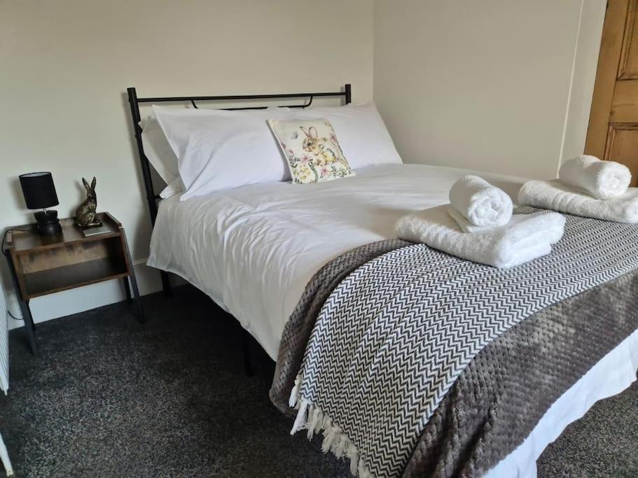 #26C 2 Bed Apartment Portsmouth Buitenkant foto